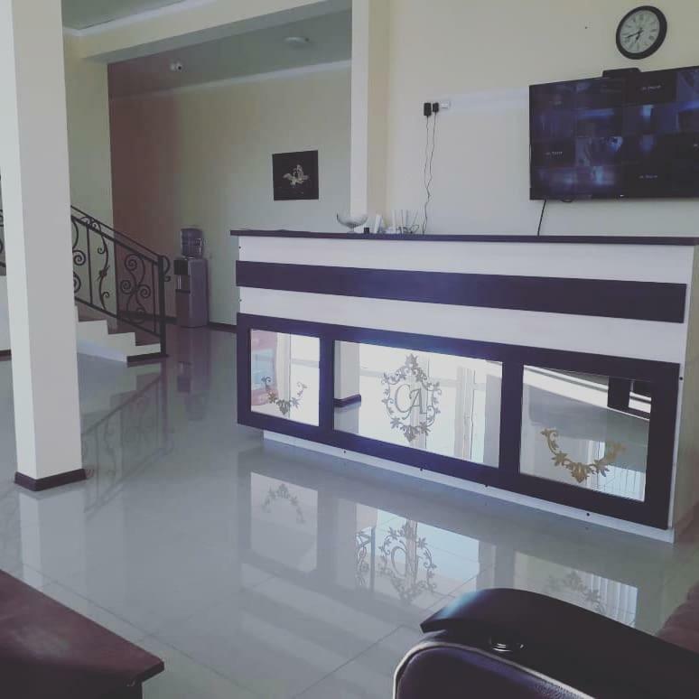 Sariya Hotel Kheivani Zewnętrze zdjęcie